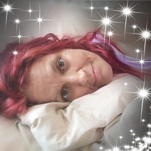 Meet your Posher, Manon